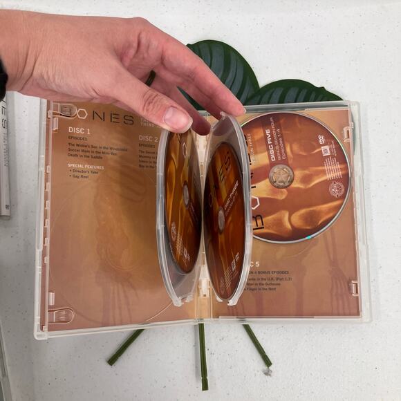 DVD Disc Bundle Bones 20th Century Fox TV Show Complete Seasons 1 2 3 4 5 6 Set - Picture 6 of 9